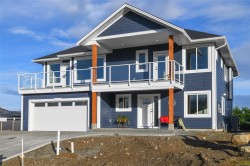 3392 Rhys Rd Courtenay, BC V9N 0B7