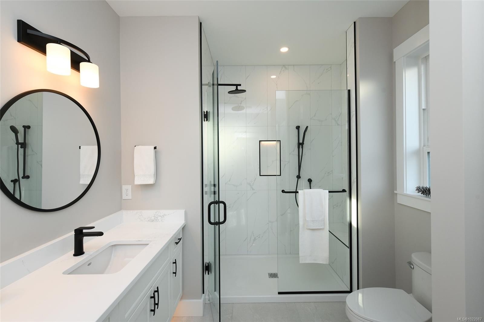 3392 Rhys Rd, Courtenay, BC