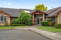 806-261 Mills St Parksville, BC V9P 2N5