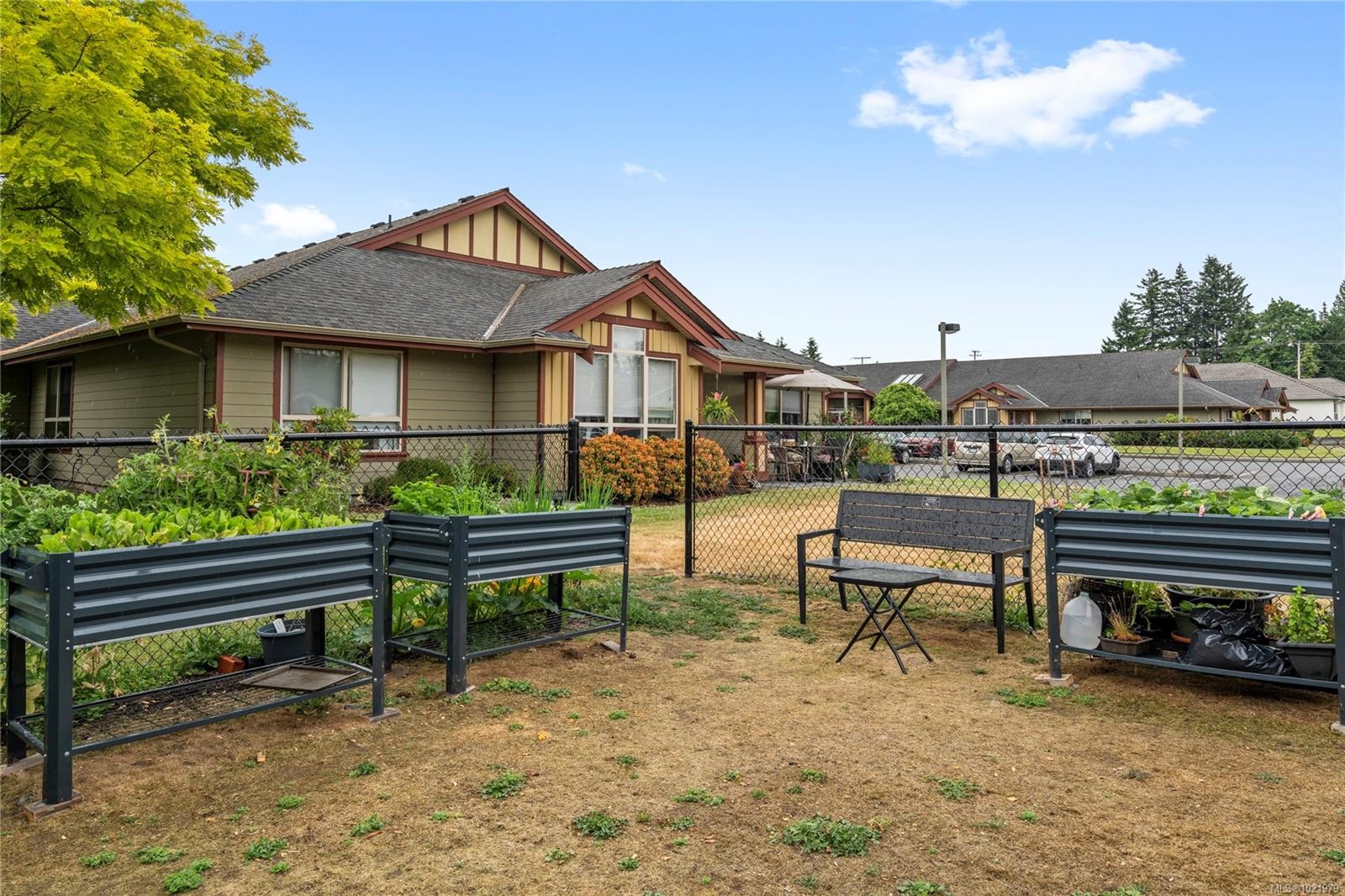 806-261 Mills St, Parksville, BC