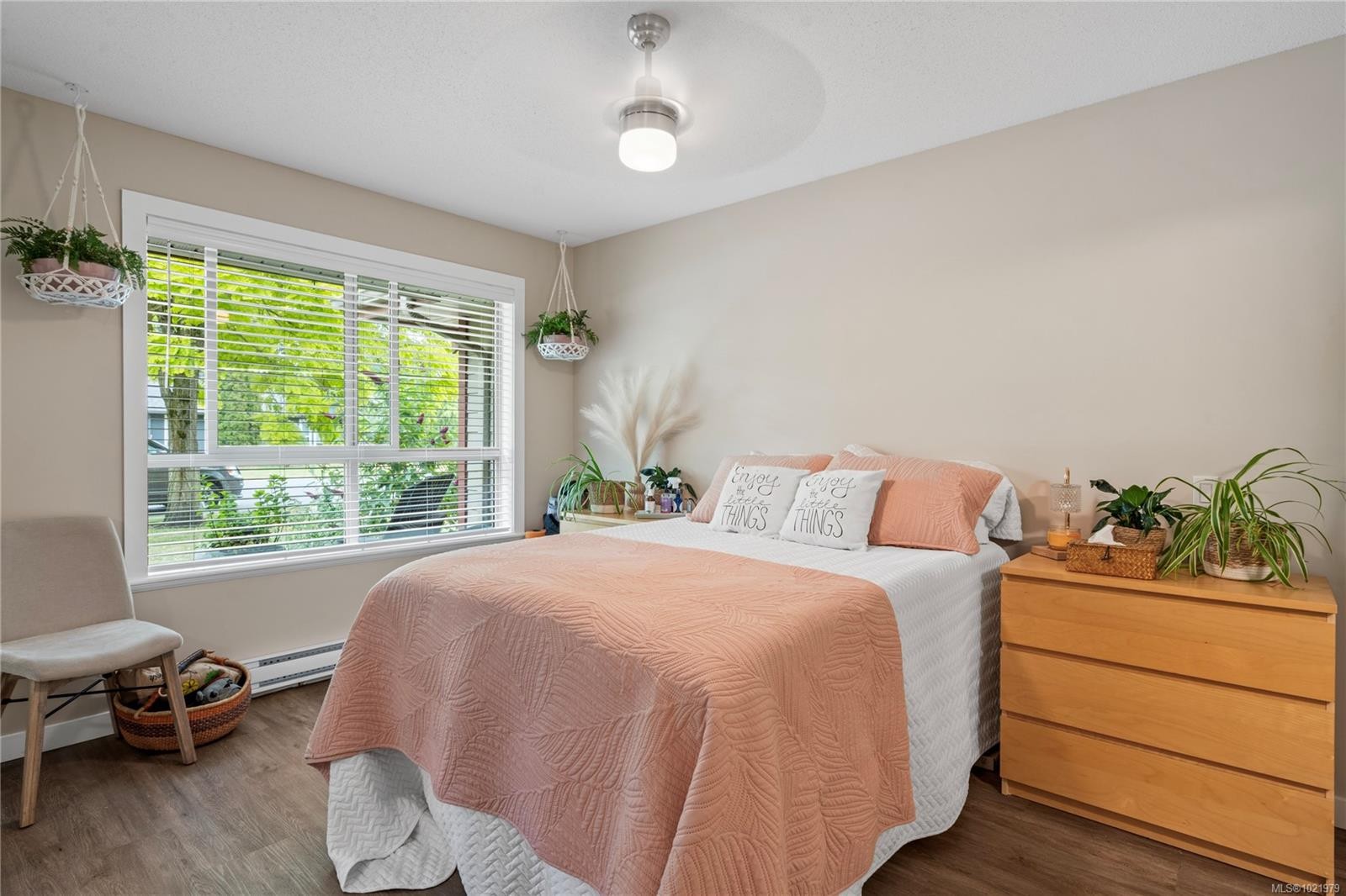 806-261 Mills St, Parksville, BC