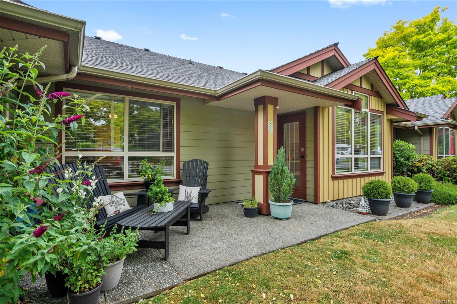 806-261 Mills St, Parksville, BC