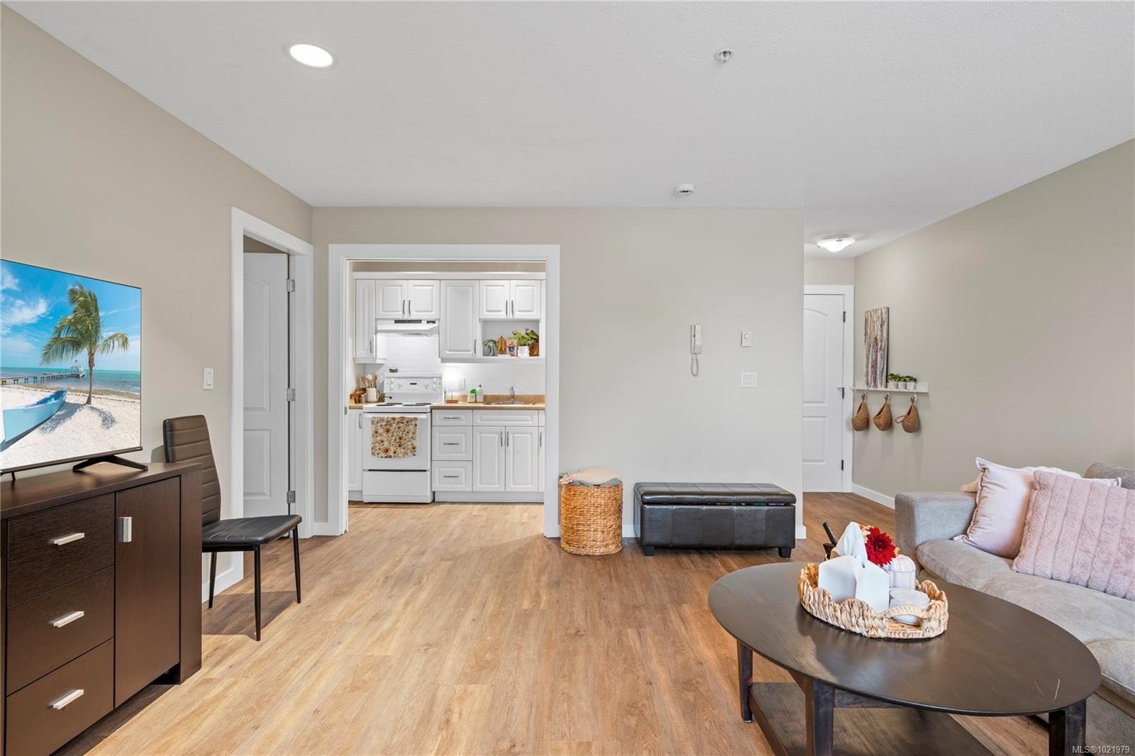 806-261 Mills St, Parksville, BC