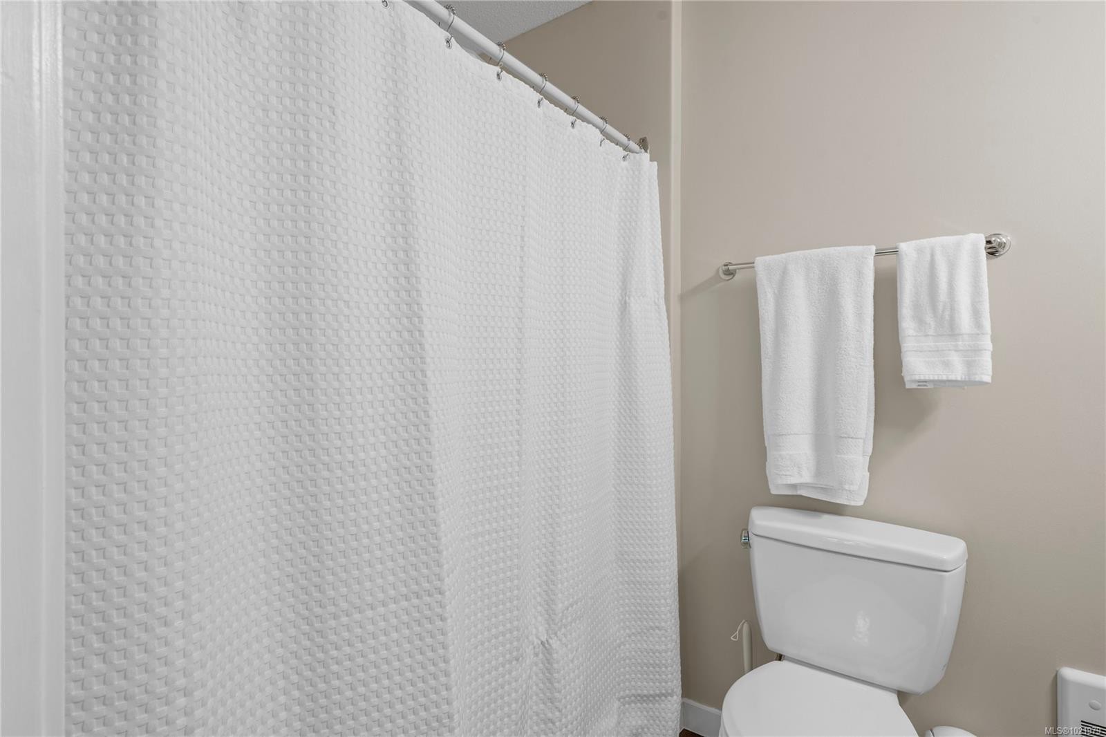 806-261 Mills St, Parksville, BC