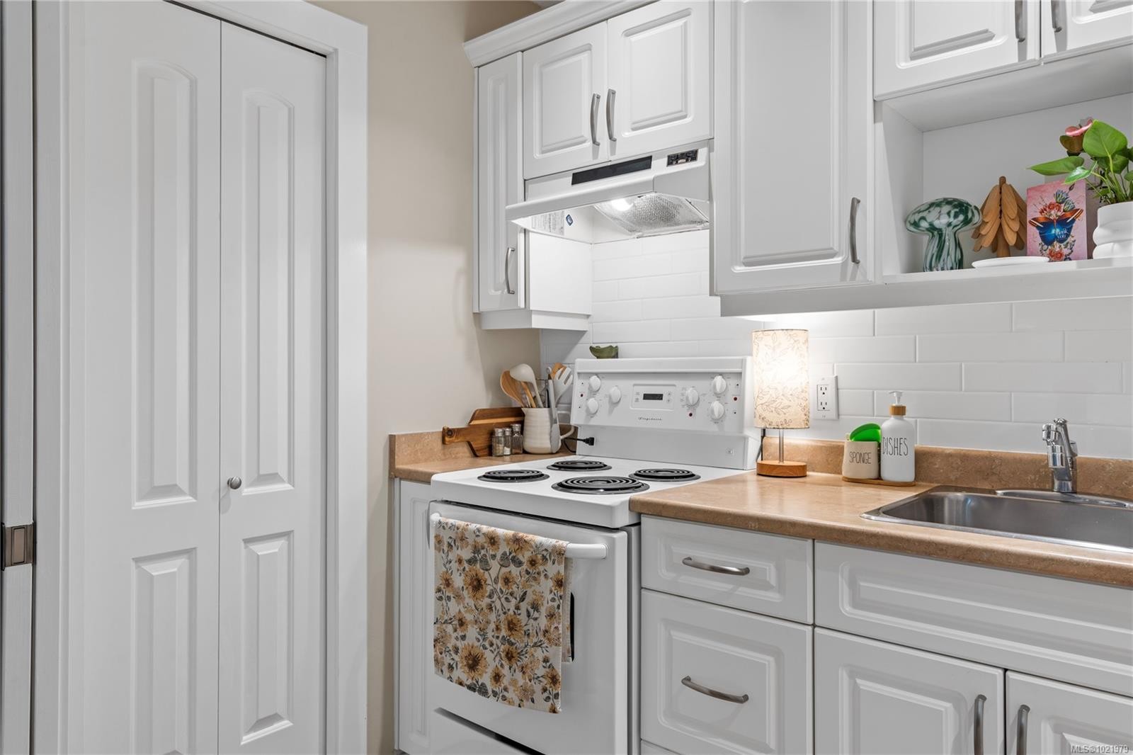 806-261 Mills St, Parksville, BC