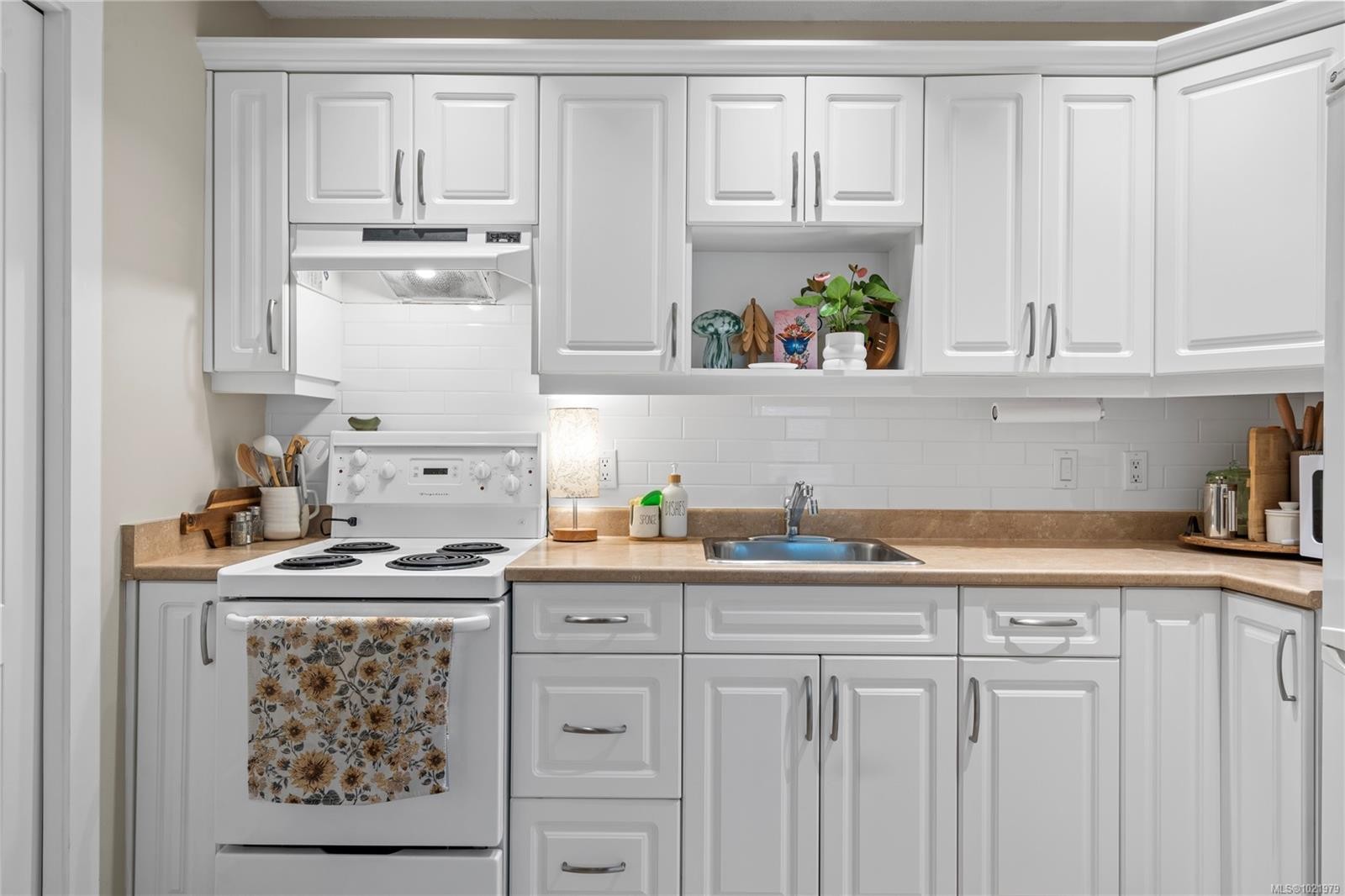 806-261 Mills St, Parksville, BC