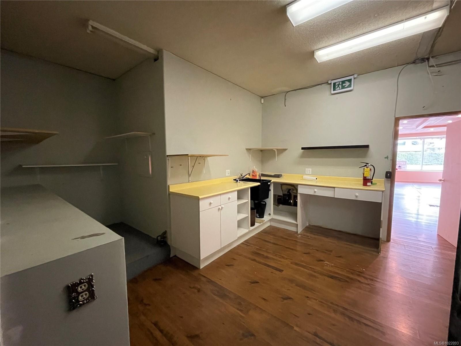 4528 Adelaide St, Port Alberni, BC