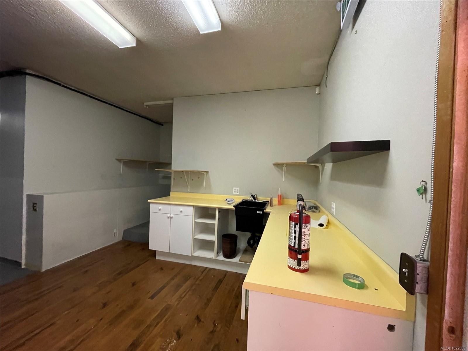 4528 Adelaide St, Port Alberni, BC