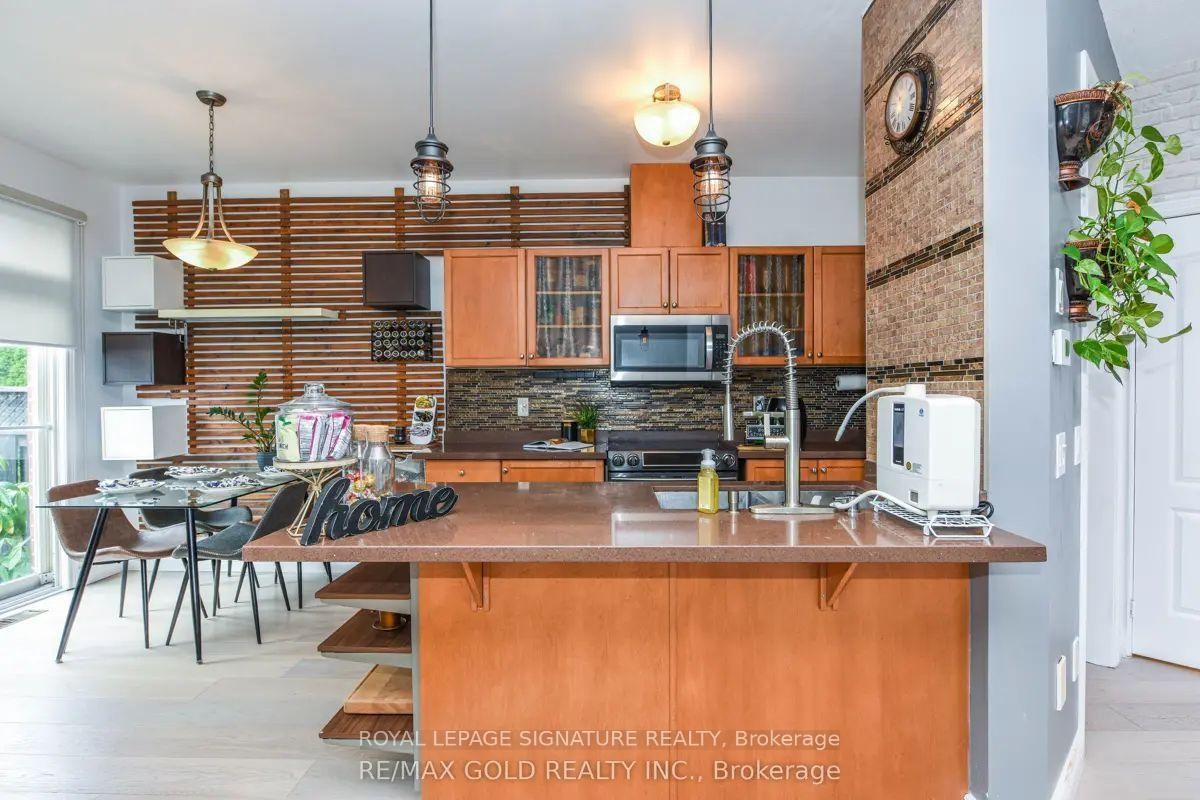 5670 Raleigh Street, Mississauga, ON