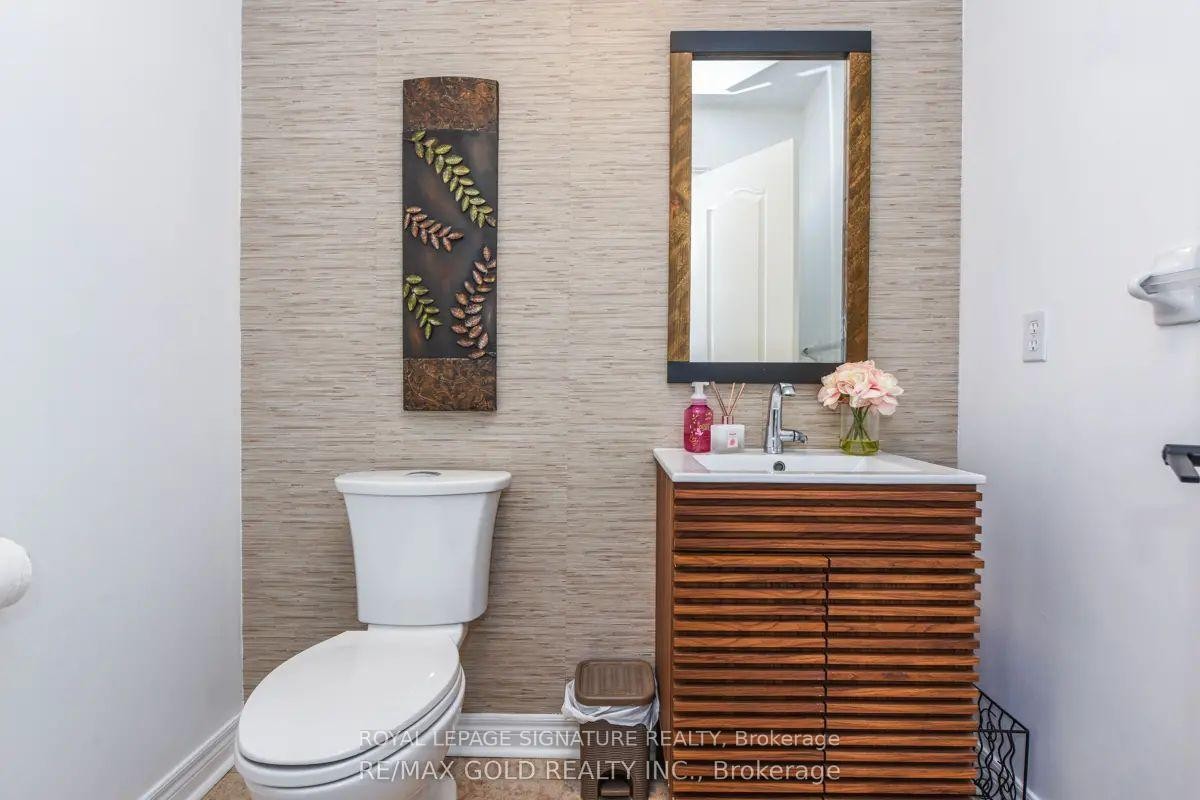 5670 Raleigh Street, Mississauga, ON