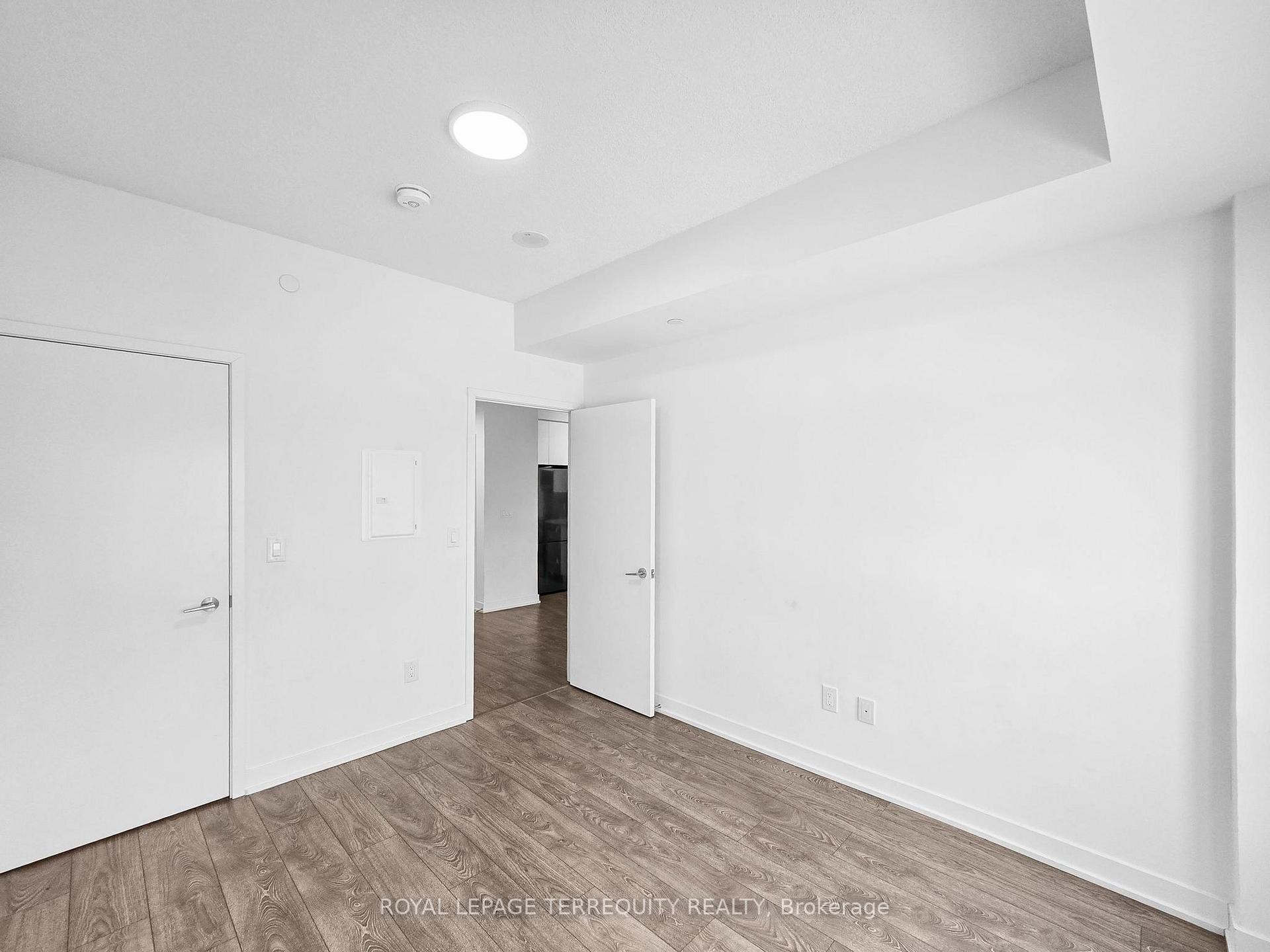 704-225 Malta Avenue, Brampton, ON - Indoor Photo Showing Other Room