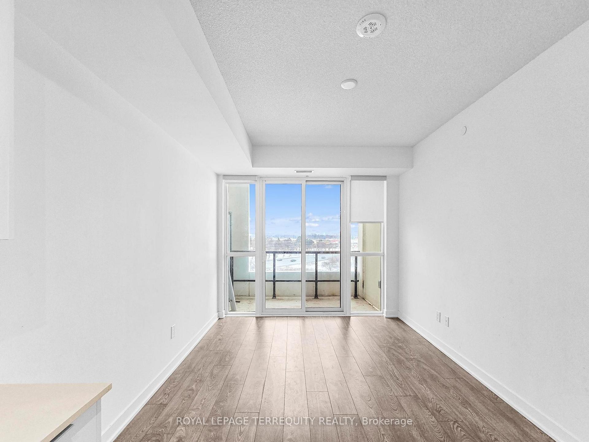 704-225 Malta Avenue, Brampton, ON - Indoor Photo Showing Other Room