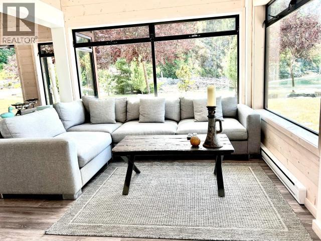 Lot 3 & 4 Sharpes Bay Road, Powell River, BC - Indoor Photo Showing Living Room