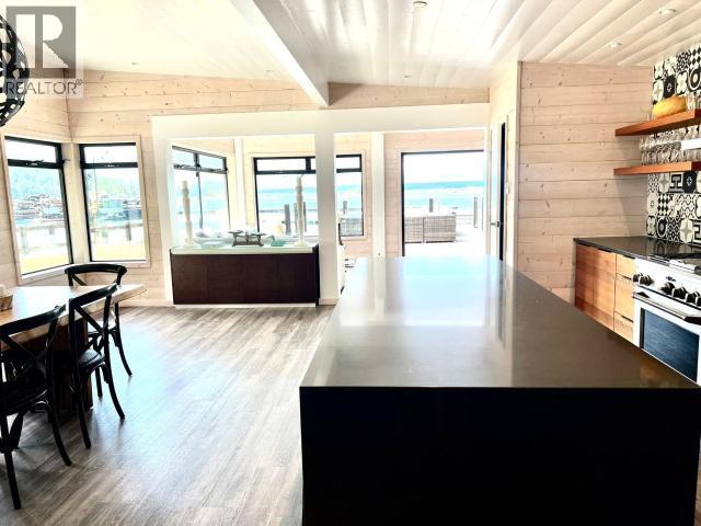 Lot 3 & 4 Sharpes Bay Road, Powell River, BC - Indoor