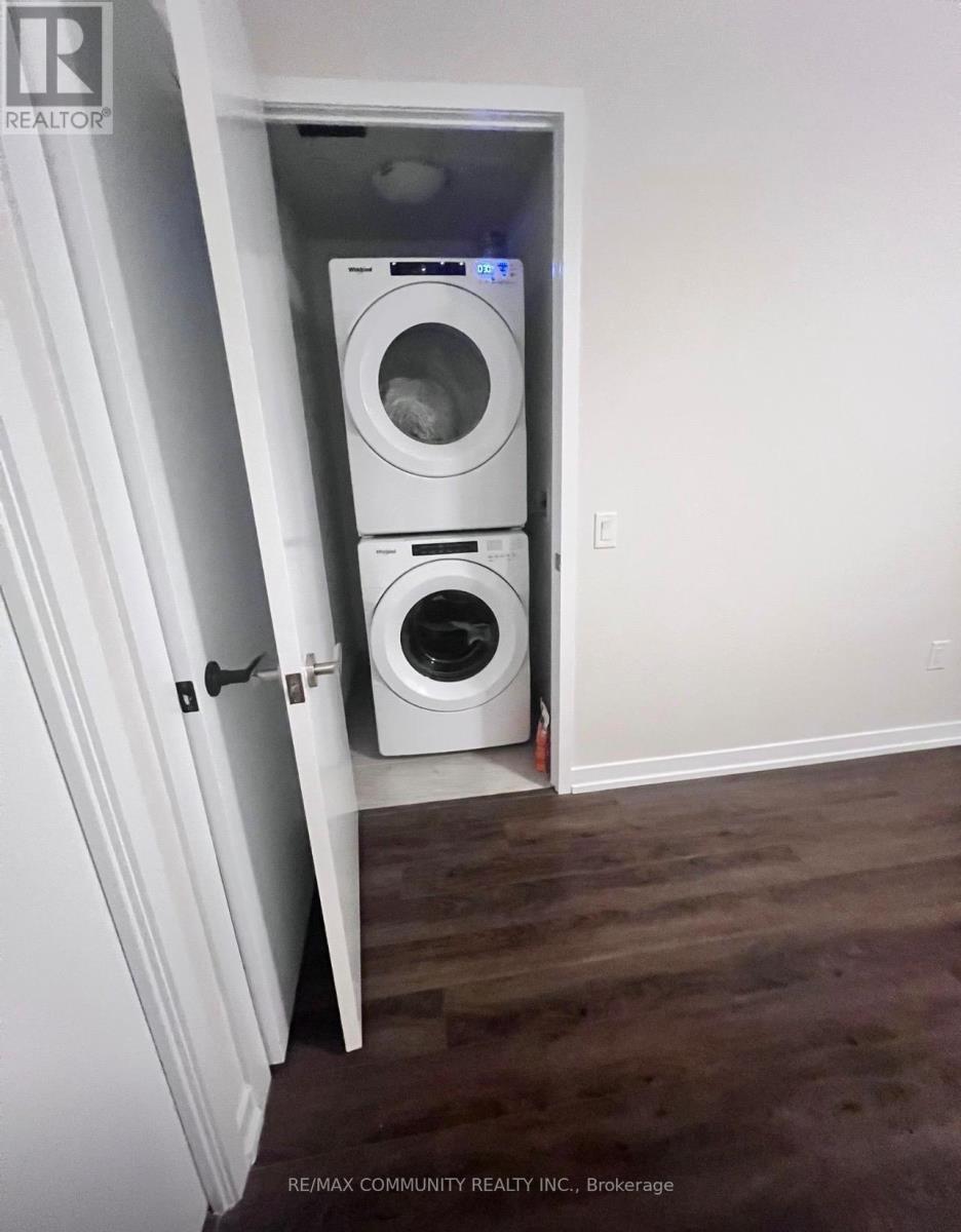117W - 3 Rosewater Street, Richmond Hill, ON - Indoor Photo Showing Laundry Room