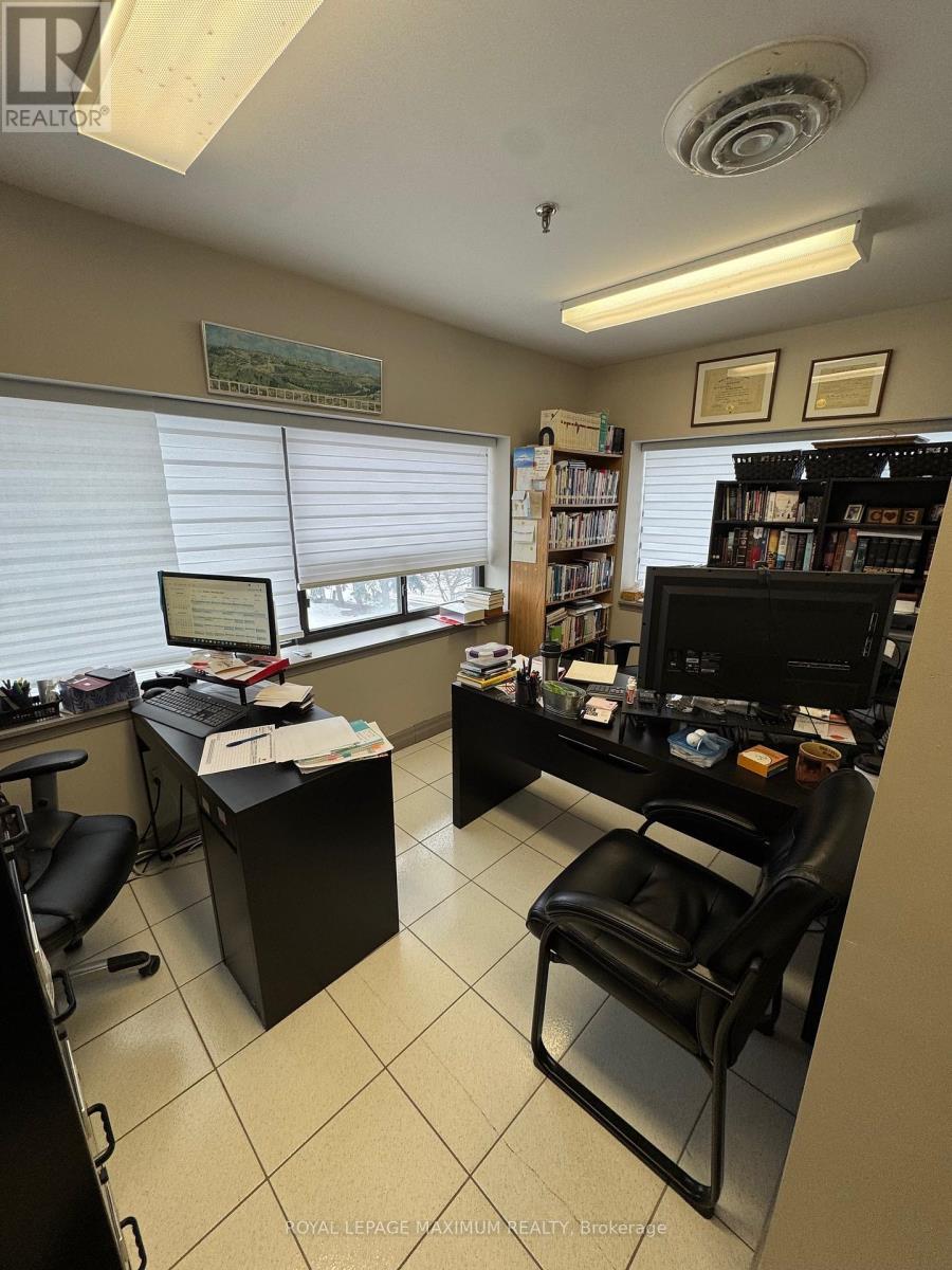 18 - 67 Rodinea Road, Vaughan, ON