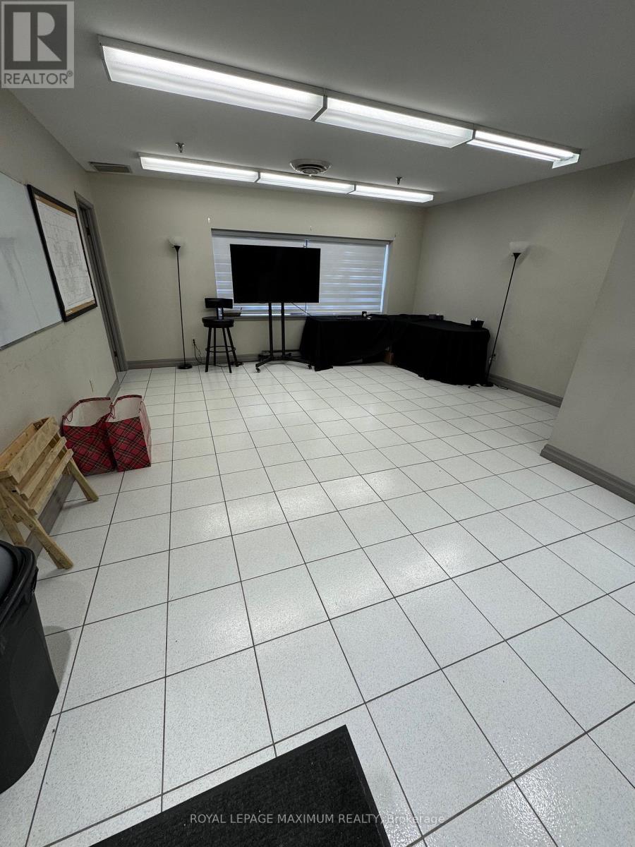 18 - 67 Rodinea Road, Vaughan, ON