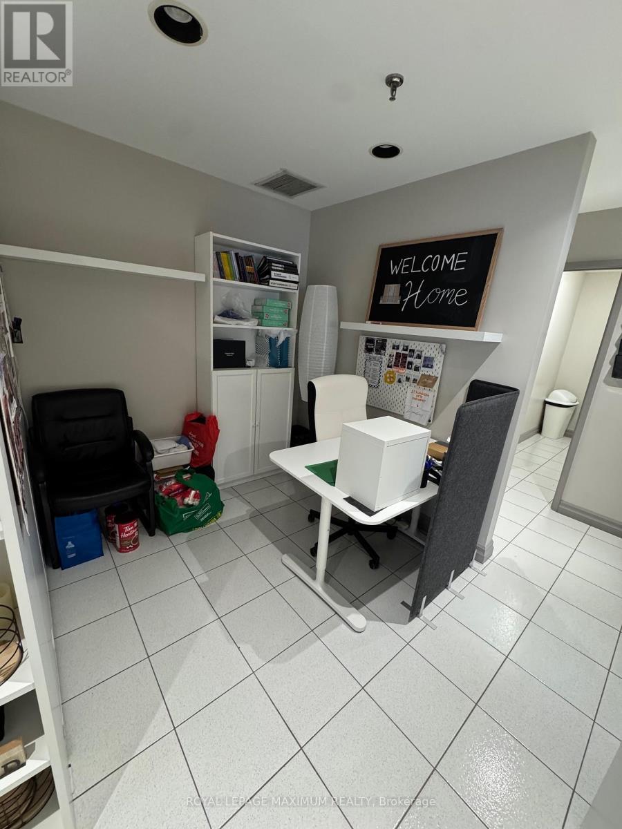 18 - 67 Rodinea Road, Vaughan, ON