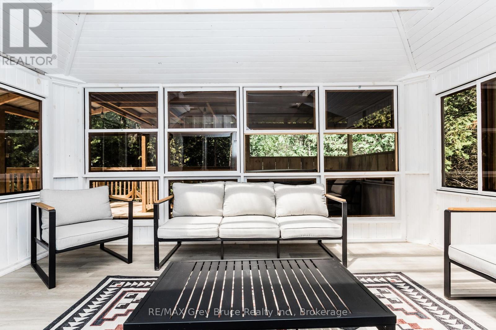 102 Chin Road N, Northern Bruce Peninsula, ON - Indoor