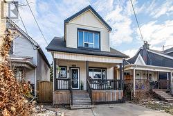 224 BALMORAL AVENUE N Hamilton, ON L8L 7S2