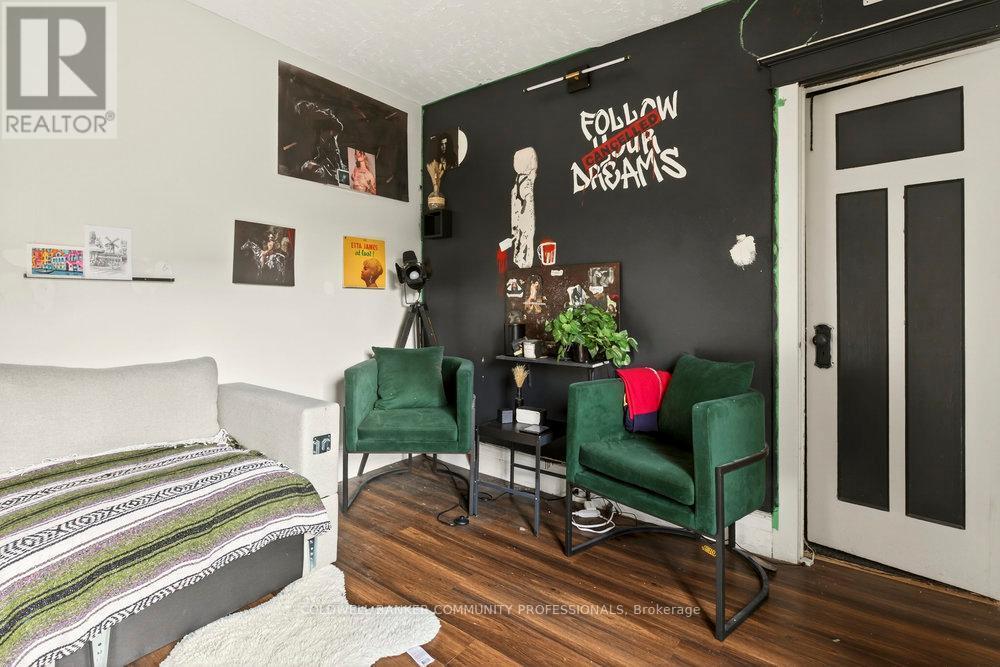 224 Balmoral Avenue N, Hamilton, ON - Indoor