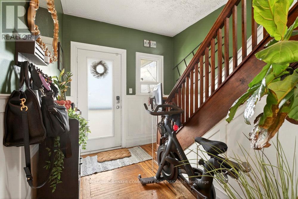 224 Balmoral Avenue N, Hamilton, ON - Indoor