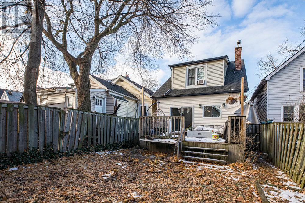 224 Balmoral Avenue N, Hamilton, ON - Outdoor