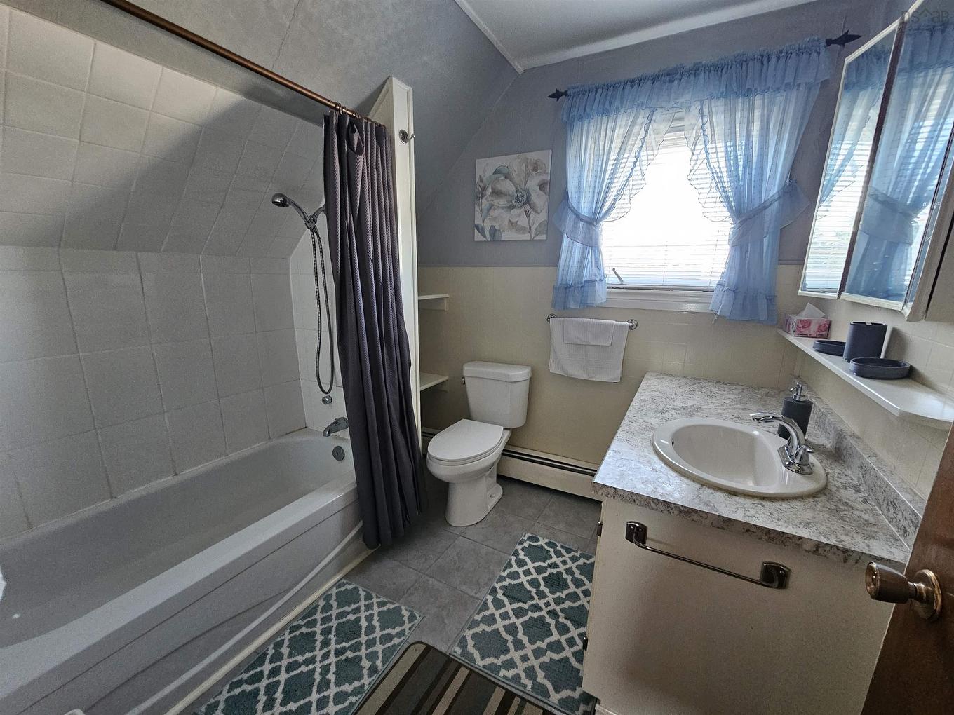 3 Thompson Avenue, North Sydney, NS