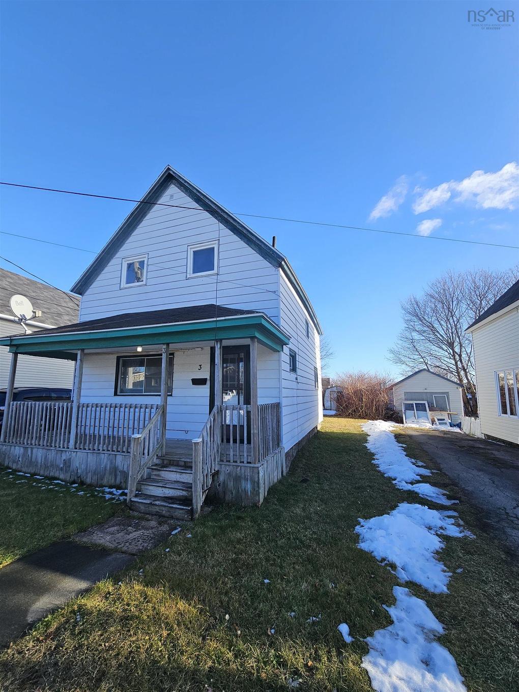 3 Thompson Avenue, North Sydney, NS