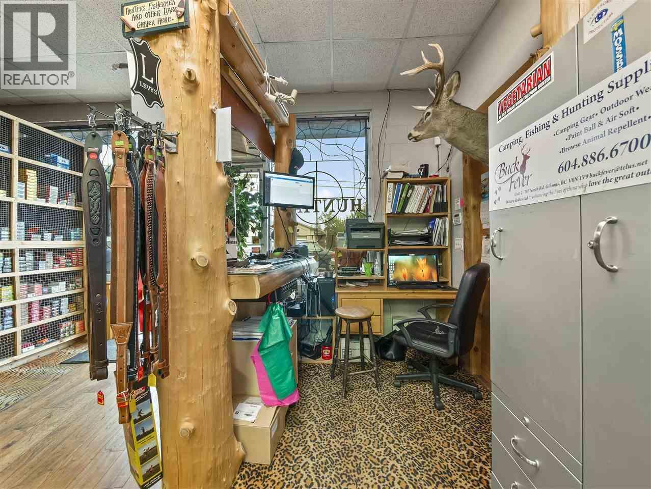 2A 747 North Road, Gibsons, BC