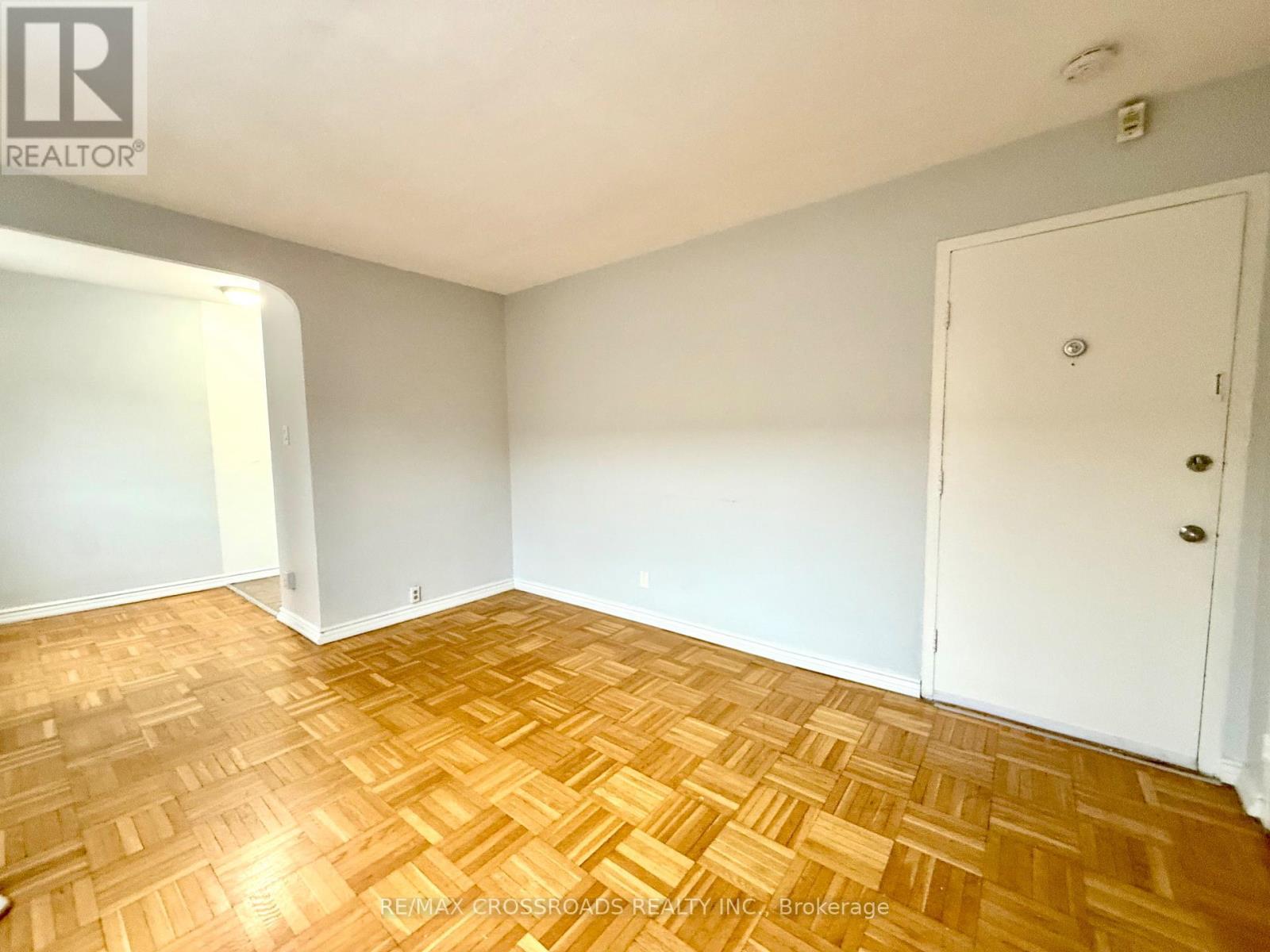 307 - 2770 Yonge Street, Toronto, ON - Indoor Photo Showing Other Room