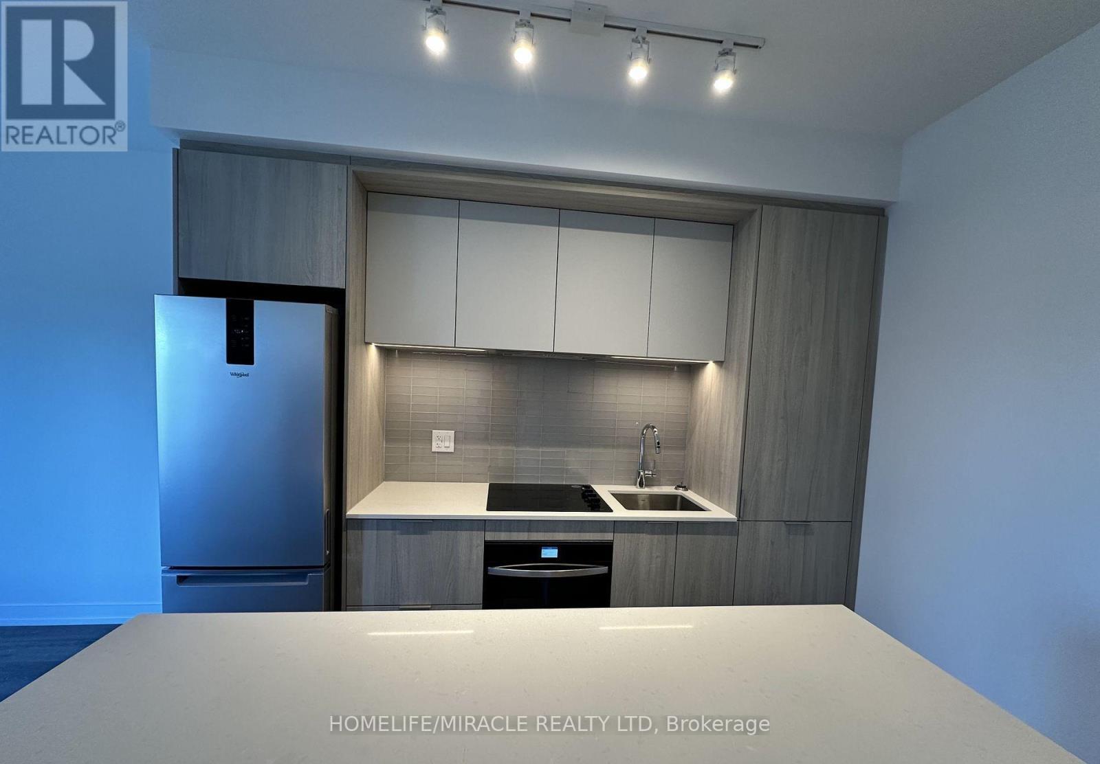 2701 - 395 Square One Drive, Mississauga, ON - Indoor Photo Showing Kitchen