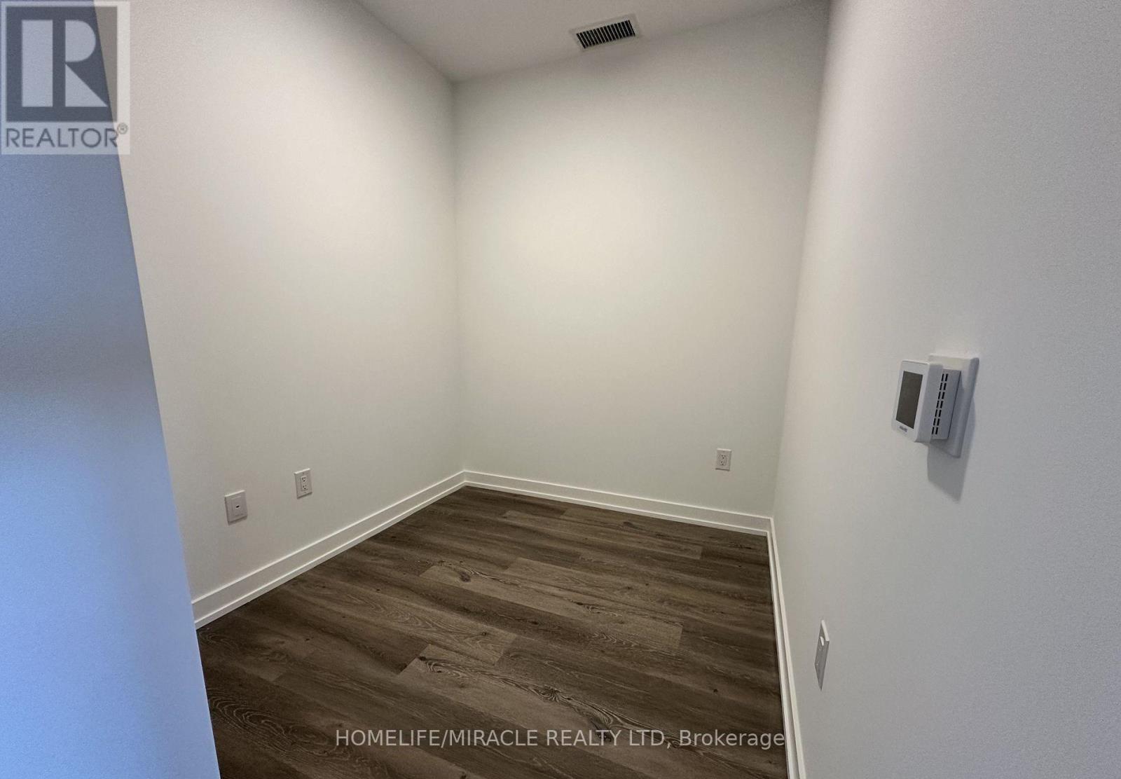 2701 - 395 Square One Drive, Mississauga, ON - Indoor Photo Showing Other Room