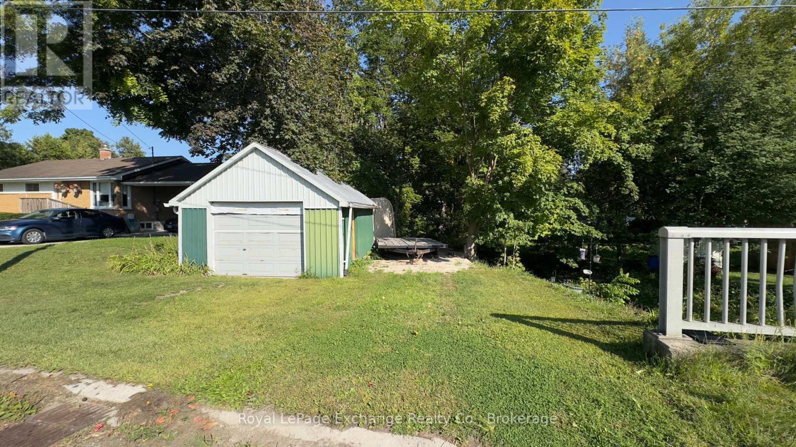 127 Yonge Street S, Brockton, ON - Outdoor