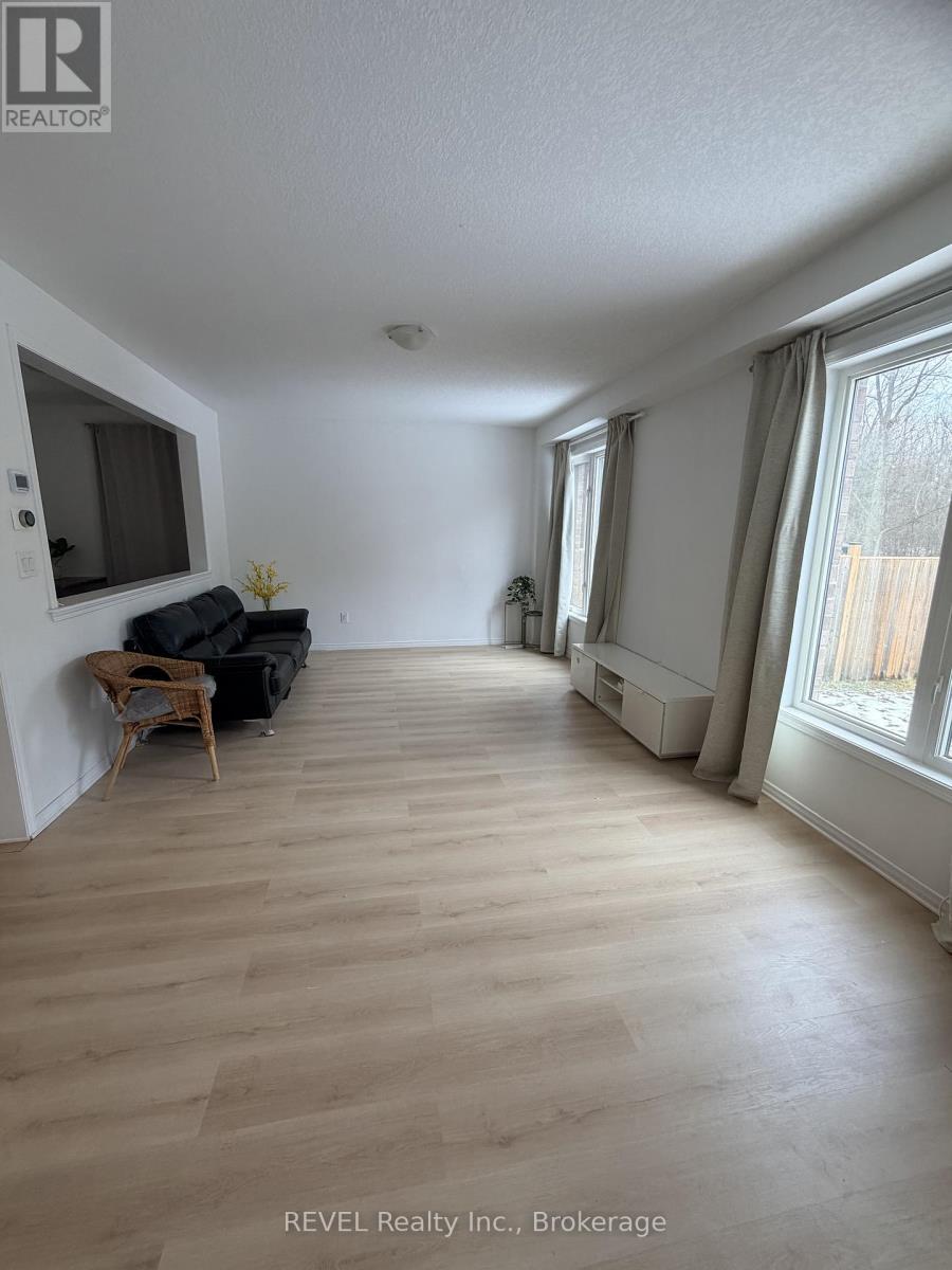 7969 Buckeye Crescent, Niagara Falls (Brown), ON - Indoor Photo Showing Other Room