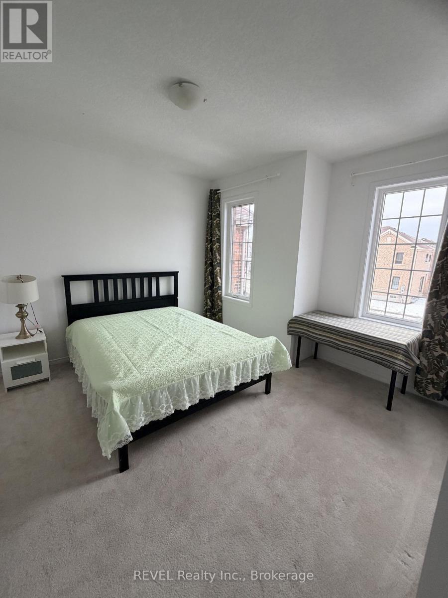 7969 Buckeye Crescent, Niagara Falls (Brown), ON - Indoor Photo Showing Bedroom