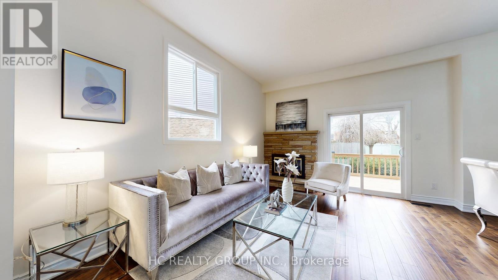 144 Silver Springs Boulevard, Toronto, ON - Indoor Photo Showing Living Room
