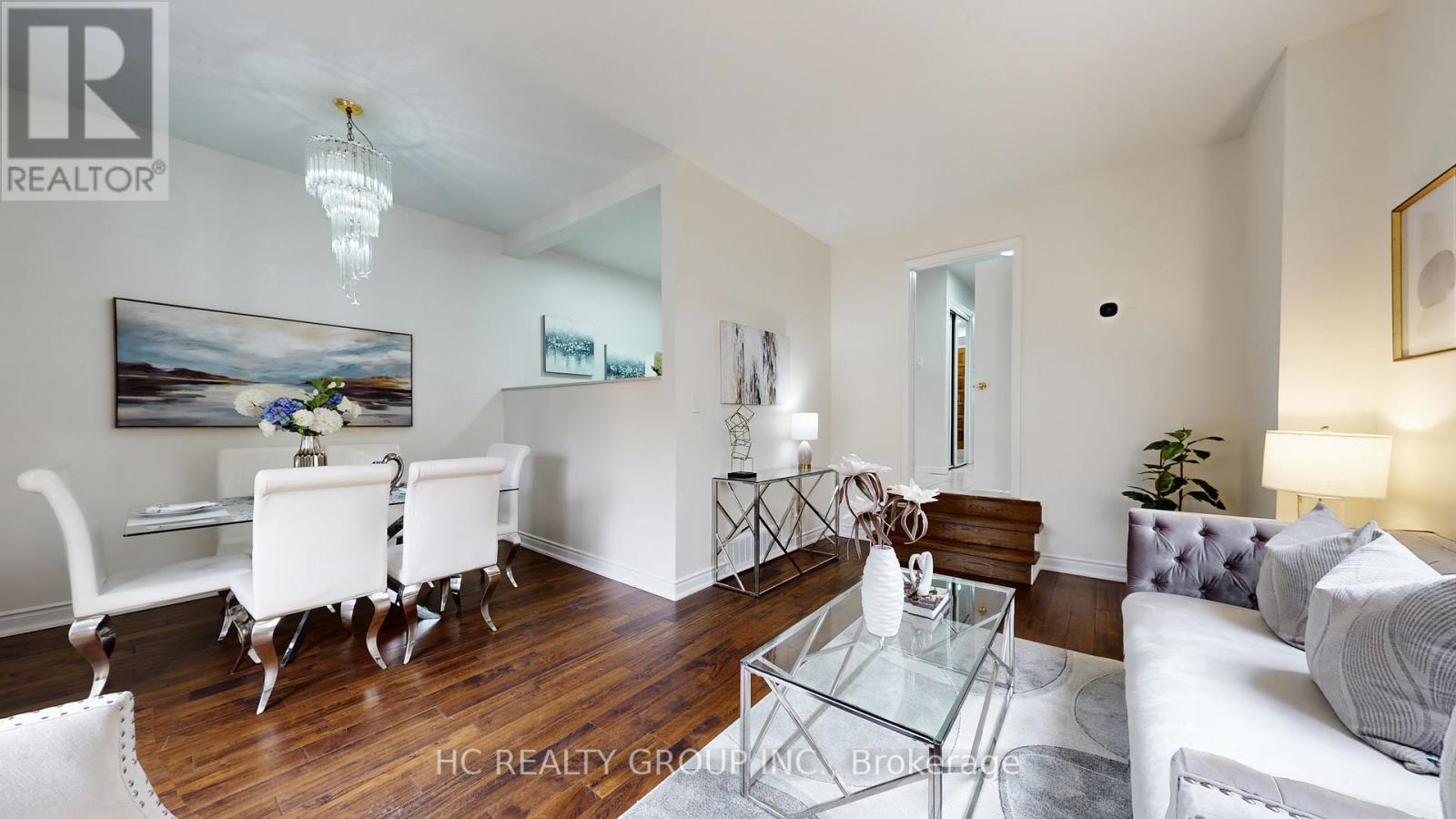 144 Silver Springs Boulevard, Toronto, ON - Indoor Photo Showing Living Room