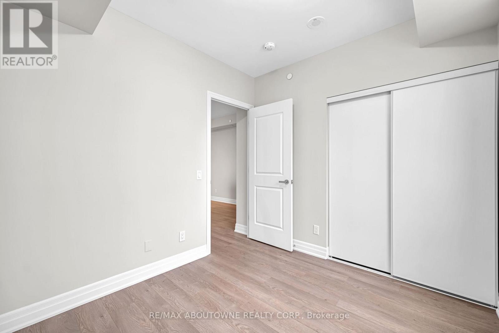 1609 - 9085 Jane Street, Vaughan, ON - Indoor Photo Showing Other Room