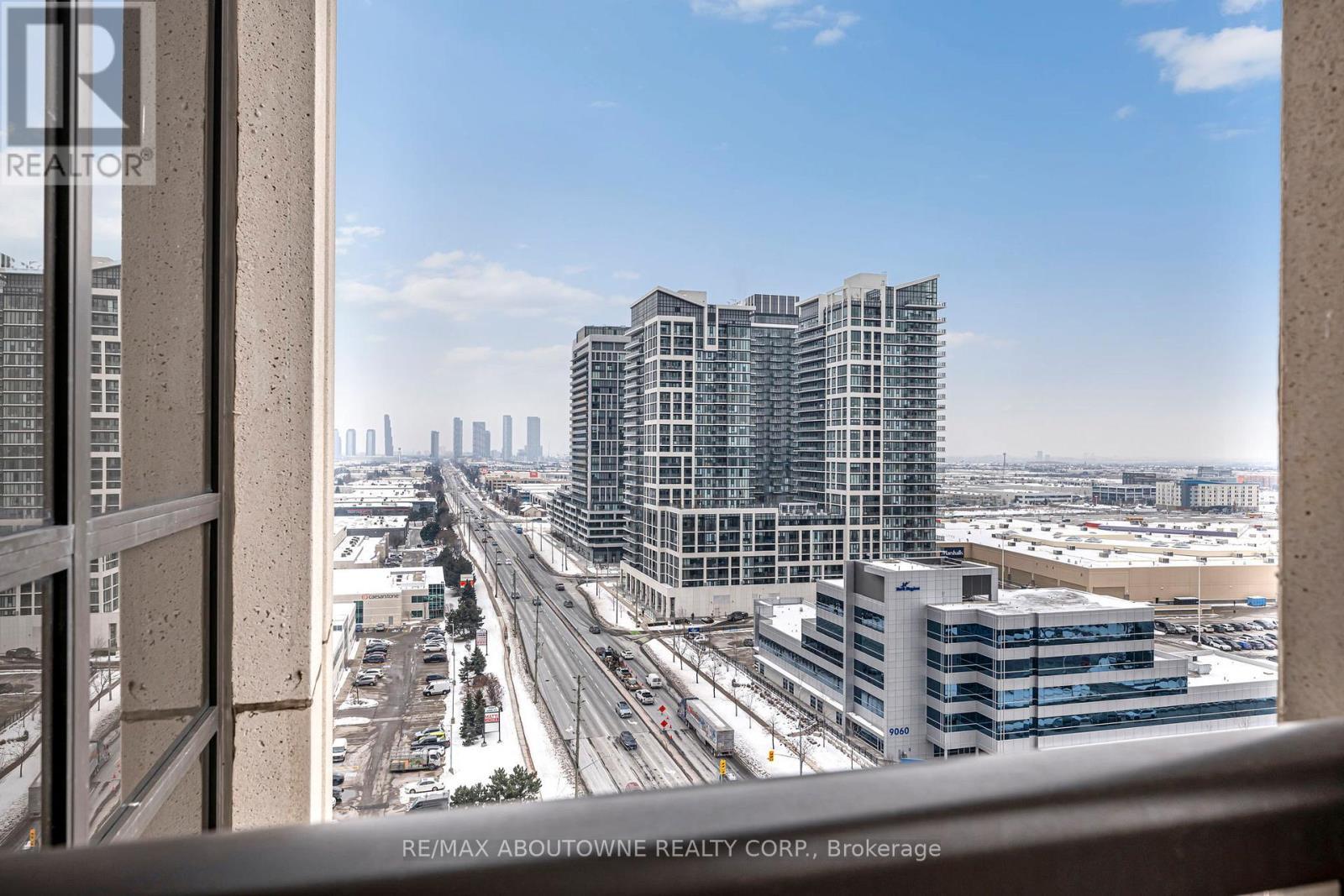 1609 - 9085 Jane Street, Vaughan, ON - Outdoor