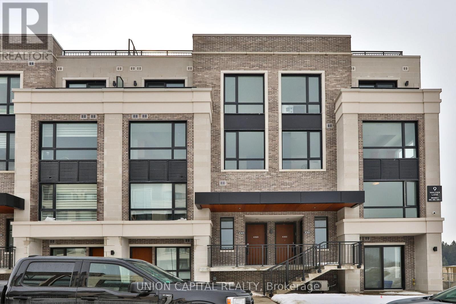 203 - 2 Red Squirrel Lane, Richmond Hill, ON - Outdoor With Facade