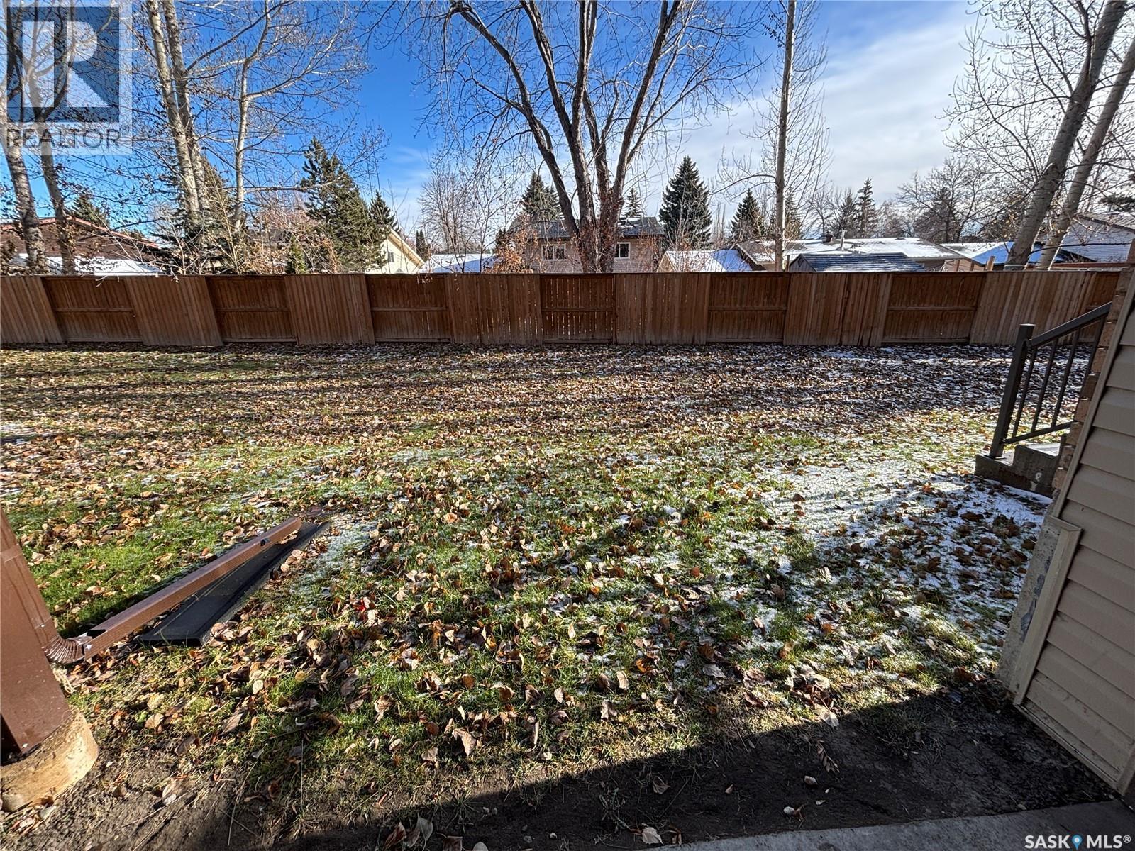 B03 245 Kingsmere Boulevard, Saskatoon, SK - Outdoor
