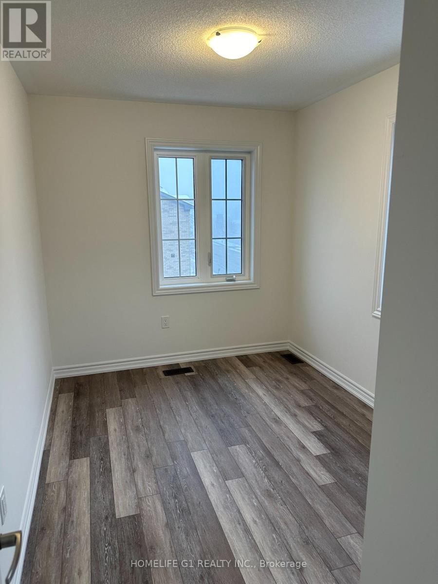 8 - 68 First Street, Orangeville, ON - Indoor Photo Showing Other Room