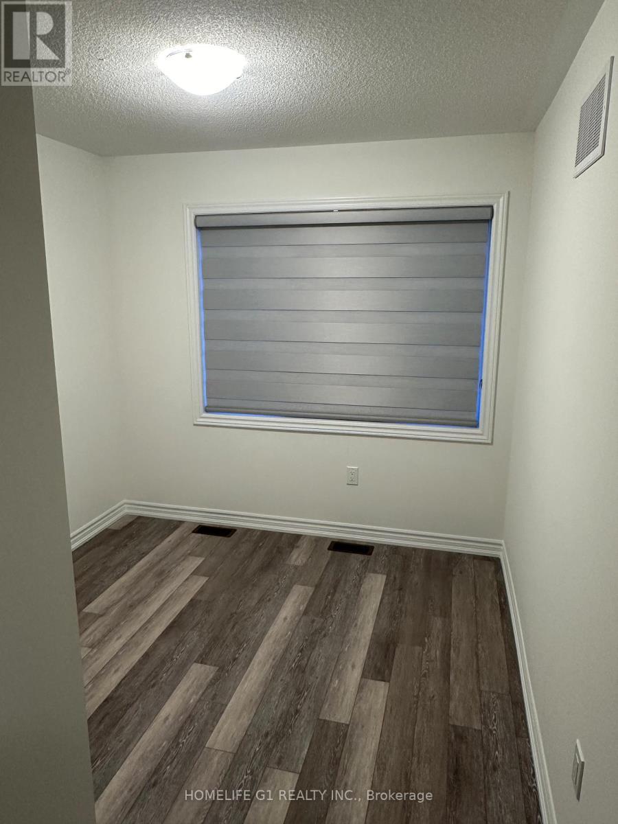 8 - 68 First Street, Orangeville, ON - Indoor Photo Showing Other Room