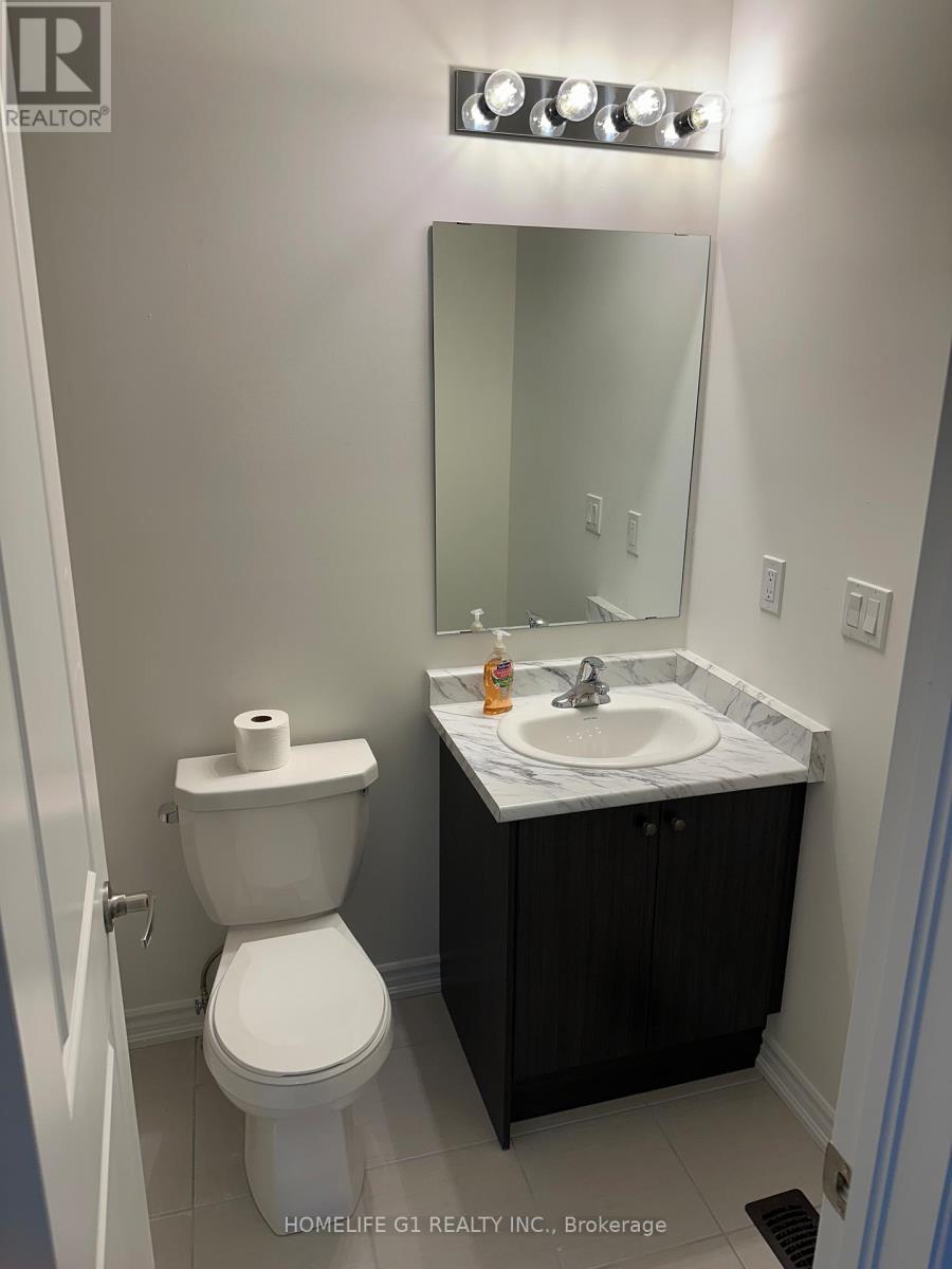 8 - 68 First Street, Orangeville, ON - Indoor Photo Showing Bathroom