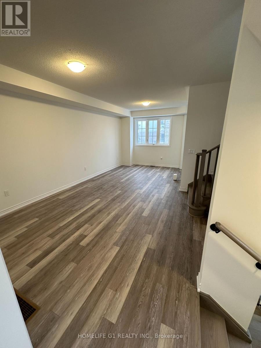 8 - 68 First Street, Orangeville, ON - Indoor Photo Showing Other Room