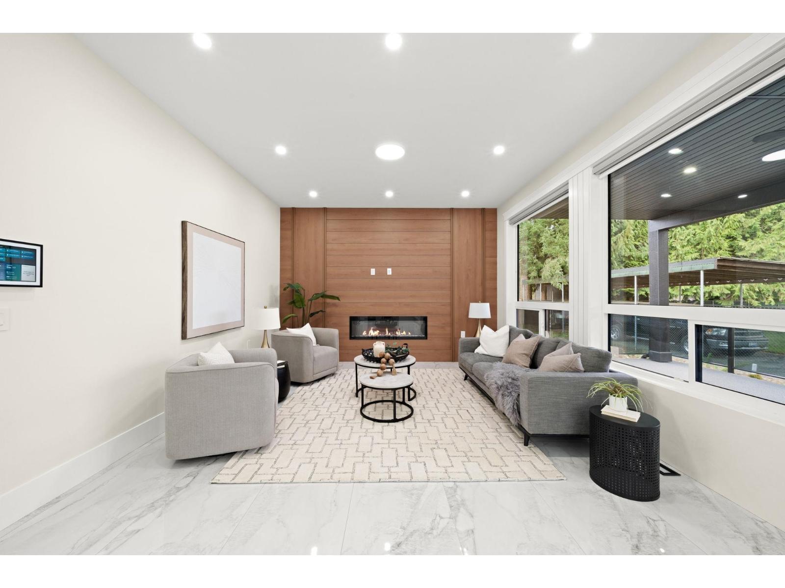 33995 Walnut Avenue, Abbotsford, BC - Indoor