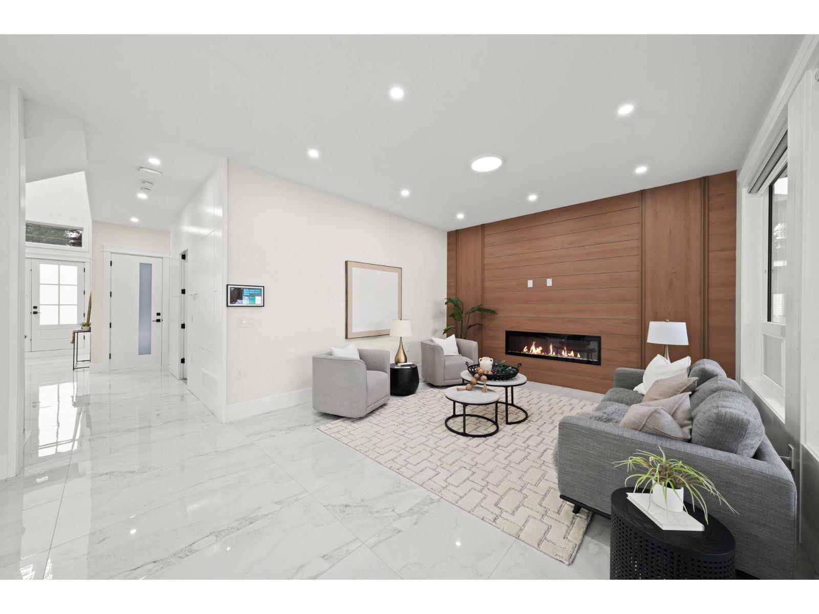 33995 Walnut Avenue, Abbotsford, BC - Indoor