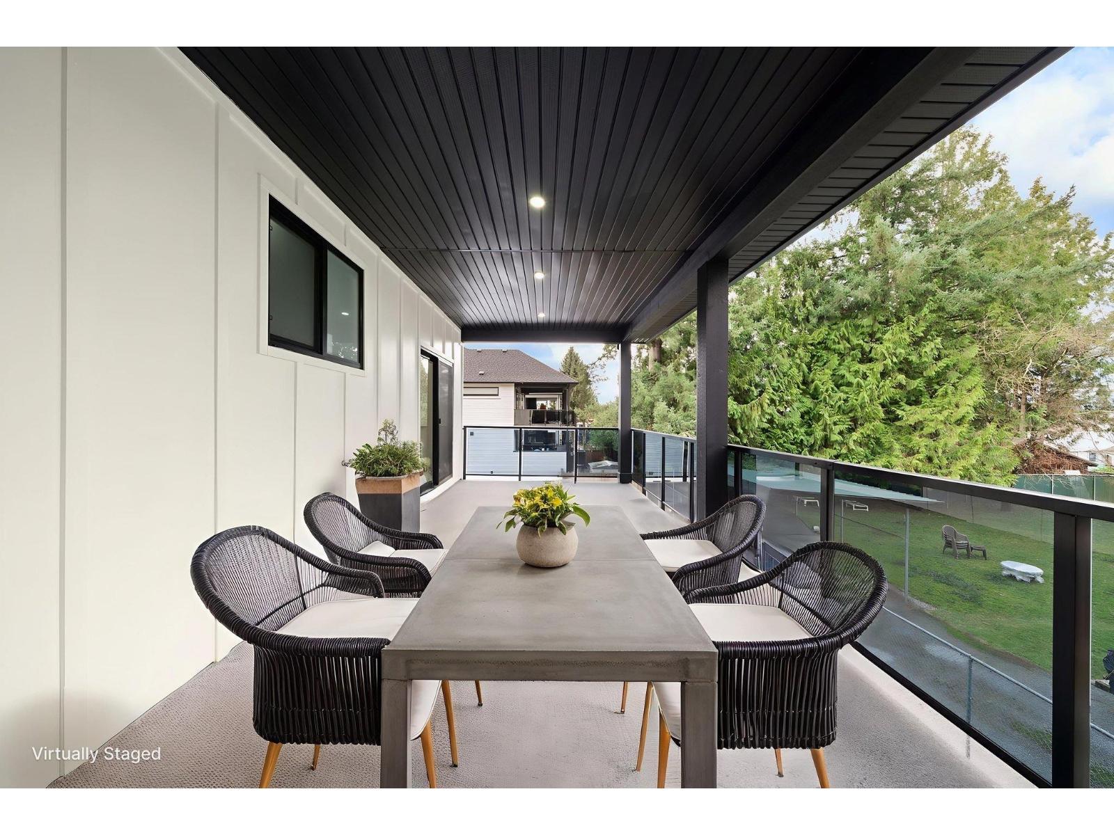 33995 Walnut Avenue, Abbotsford, BC - Outdoor With Deck Patio Veranda With Exterior