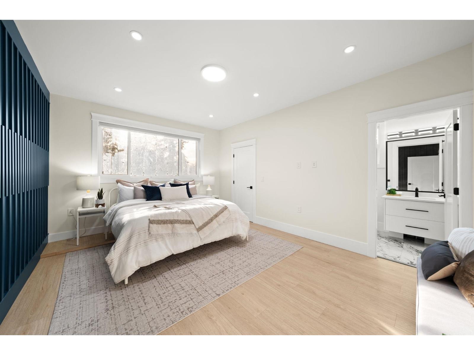 33995 Walnut Avenue, Abbotsford, BC - Indoor Photo Showing Bedroom